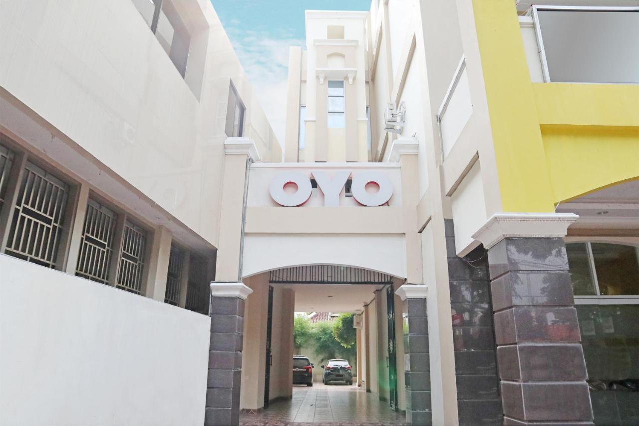 Oyo 1649 Grya Lavinsa Hotel Padang Kültér fotó